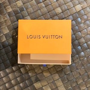 Louis Vuitton box